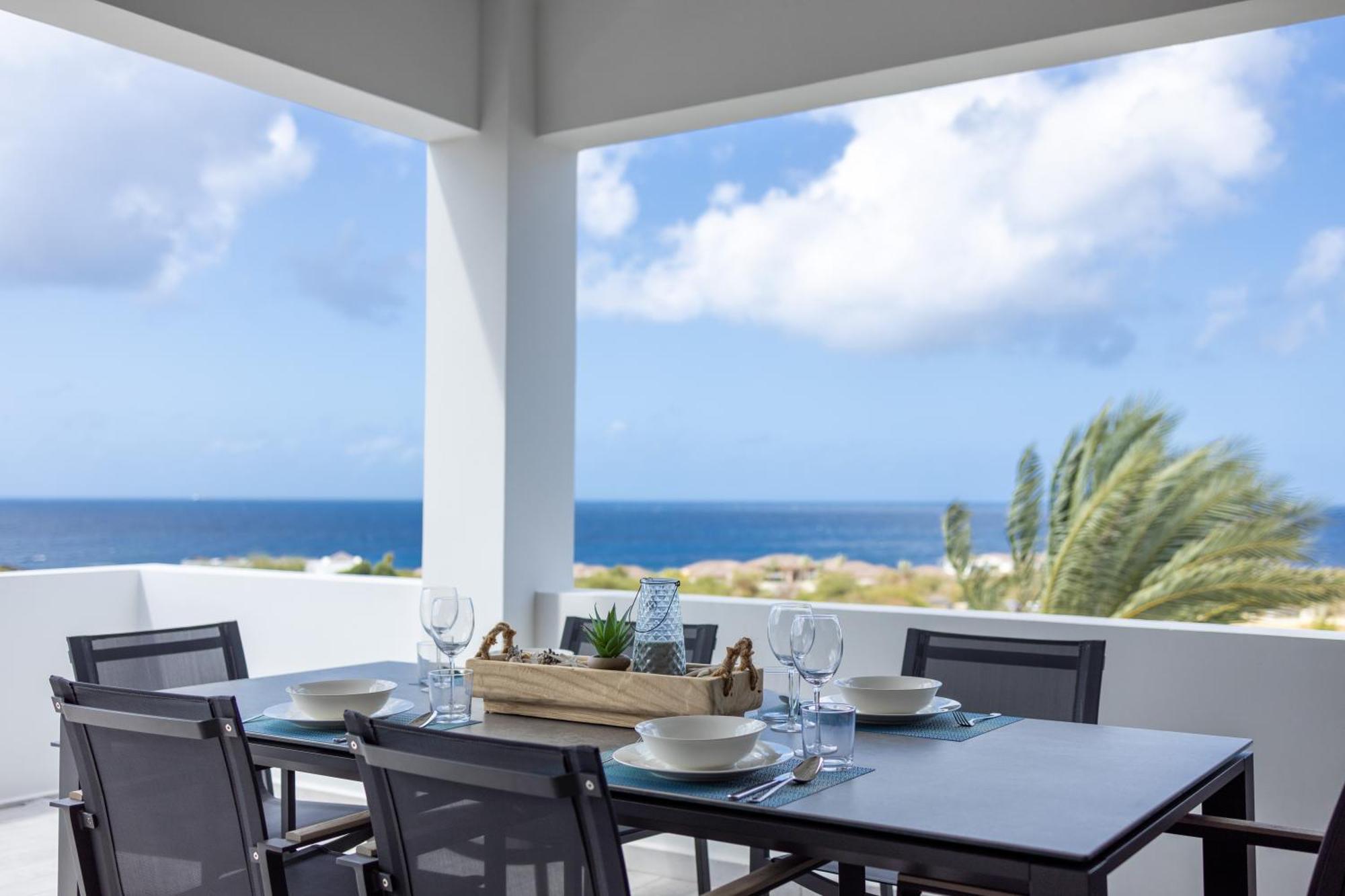 The Reef - Blue Bay Golf & Beach Resort Вилемстад Екстериор снимка